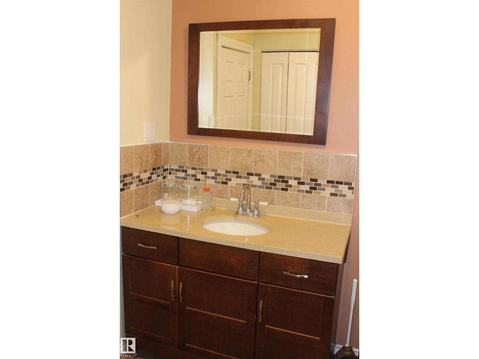 12432 134 ST NW - 28