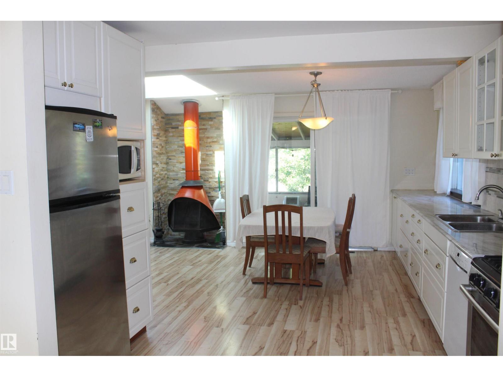 12432 134 ST NW - 10