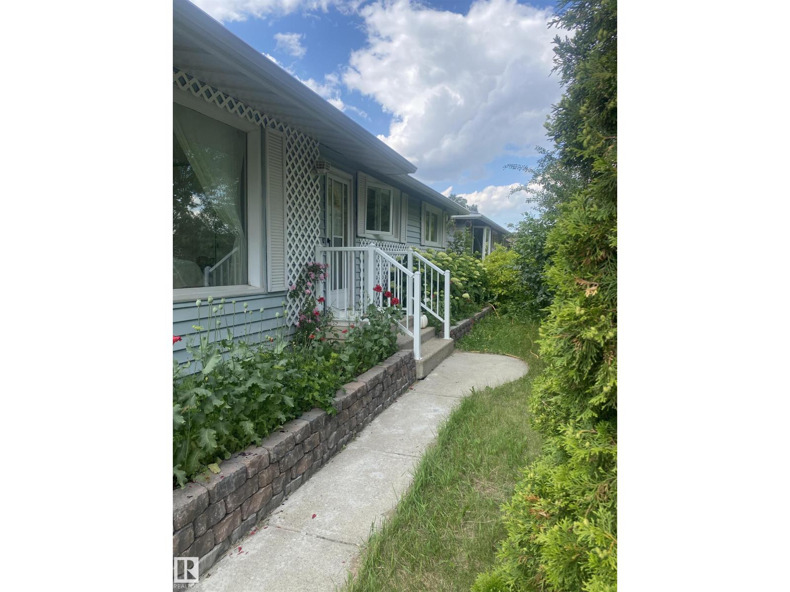 12432 134 ST NW - 42