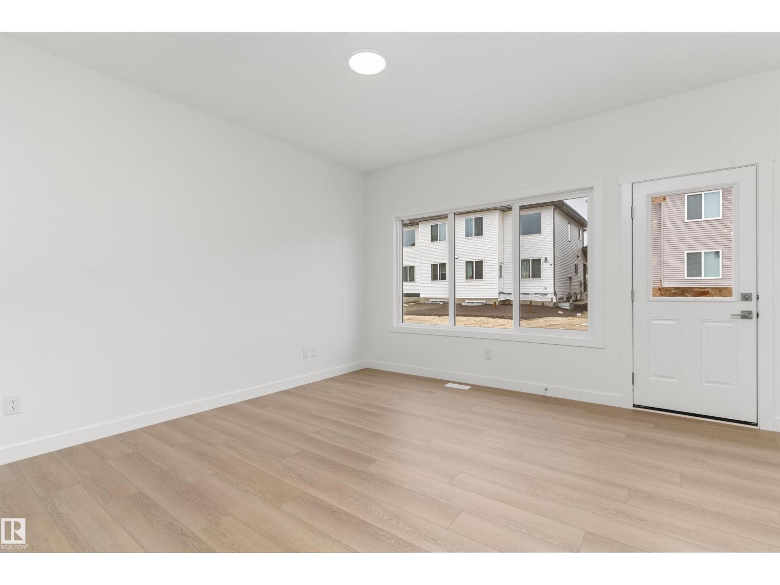 934 18 AV NW — photo 18
