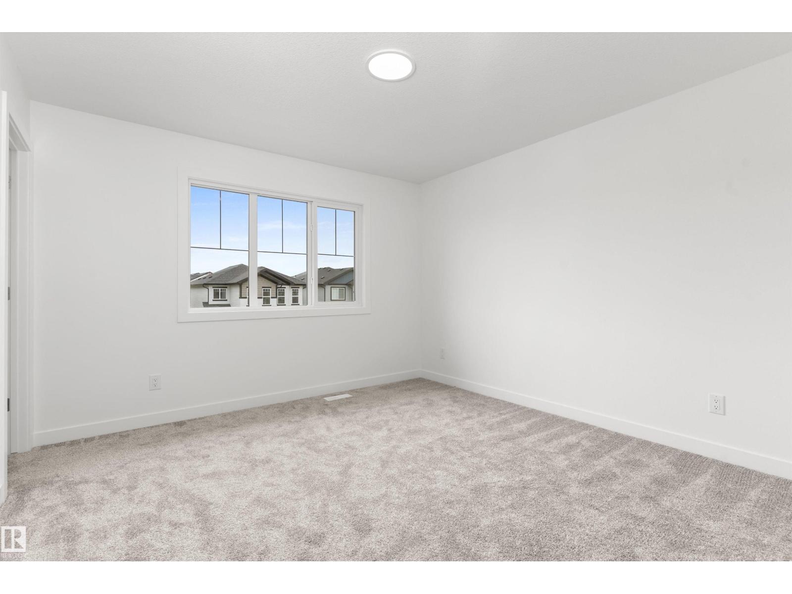 934 18 AV NW — photo 29