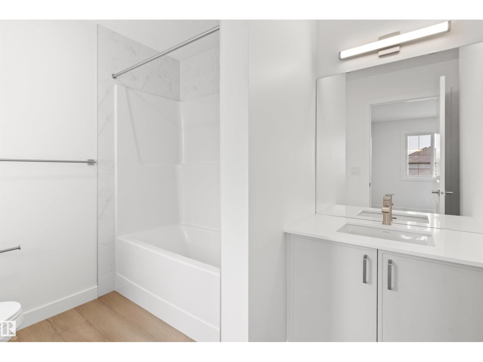 934 18 AV NW — photo 34