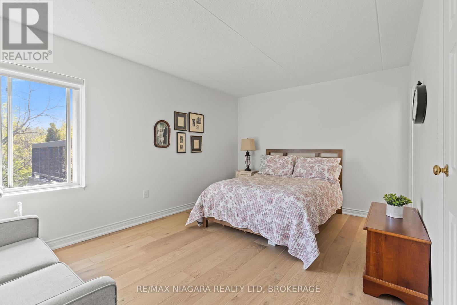 #403 61 PAFFARD STREET - 11