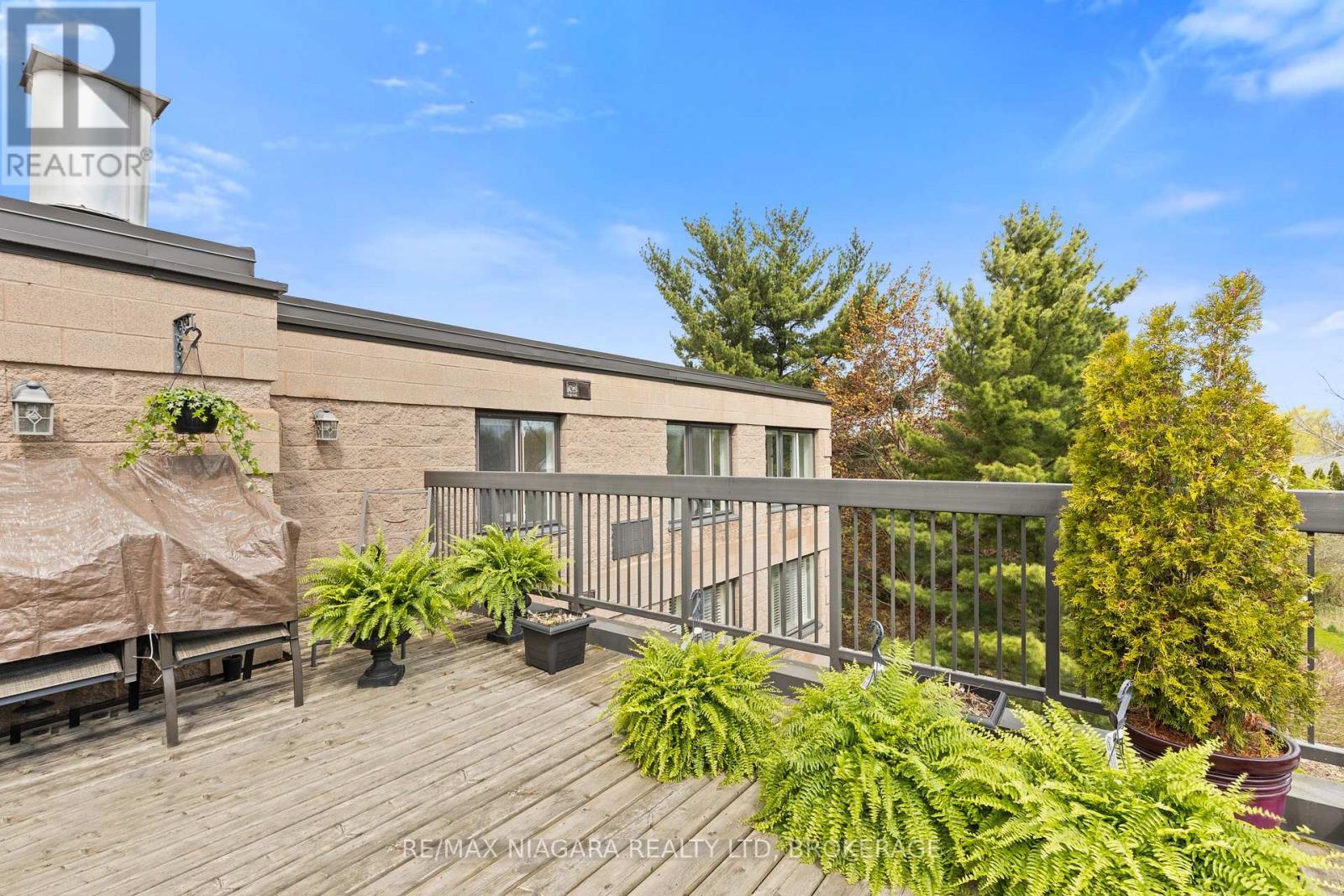 #403 61 PAFFARD STREET - 14