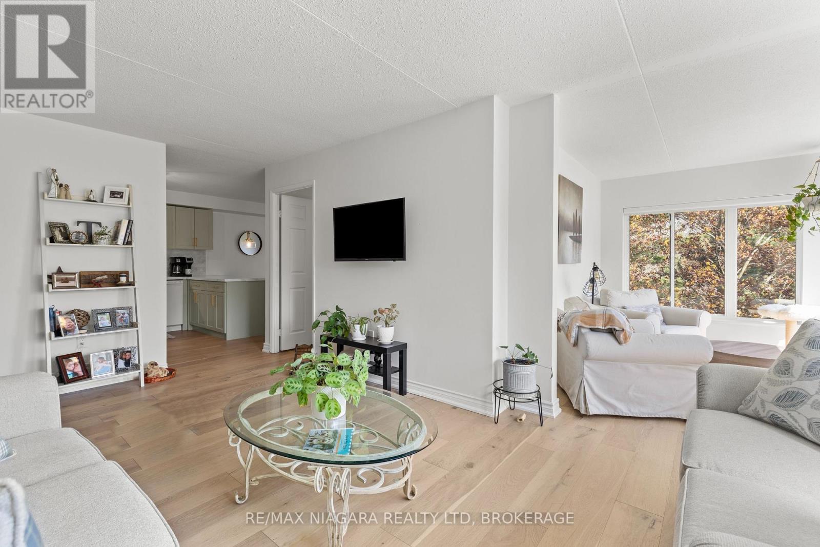 #403 61 PAFFARD STREET - 5