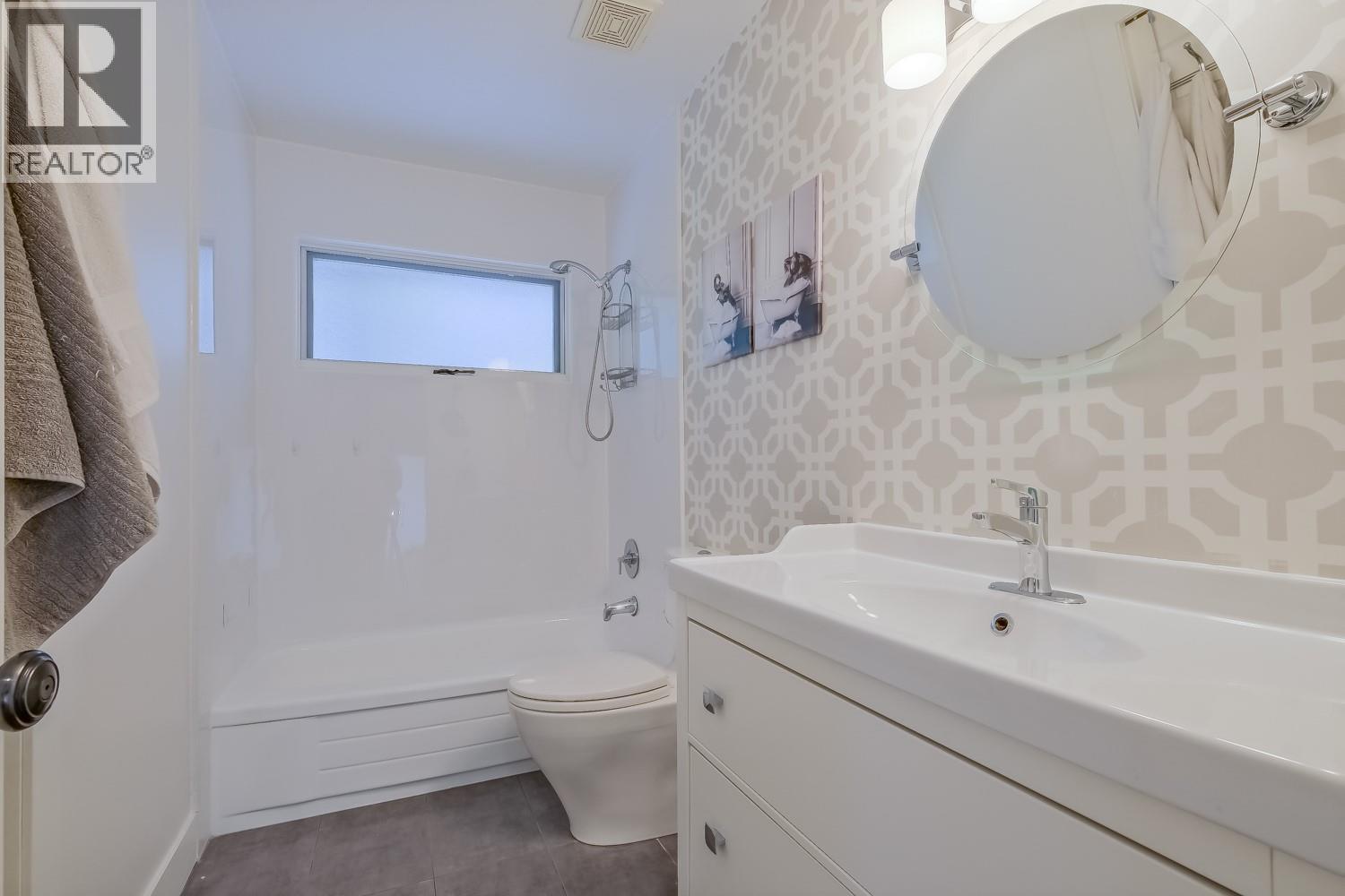  458 Curlew Drive, Kelowna