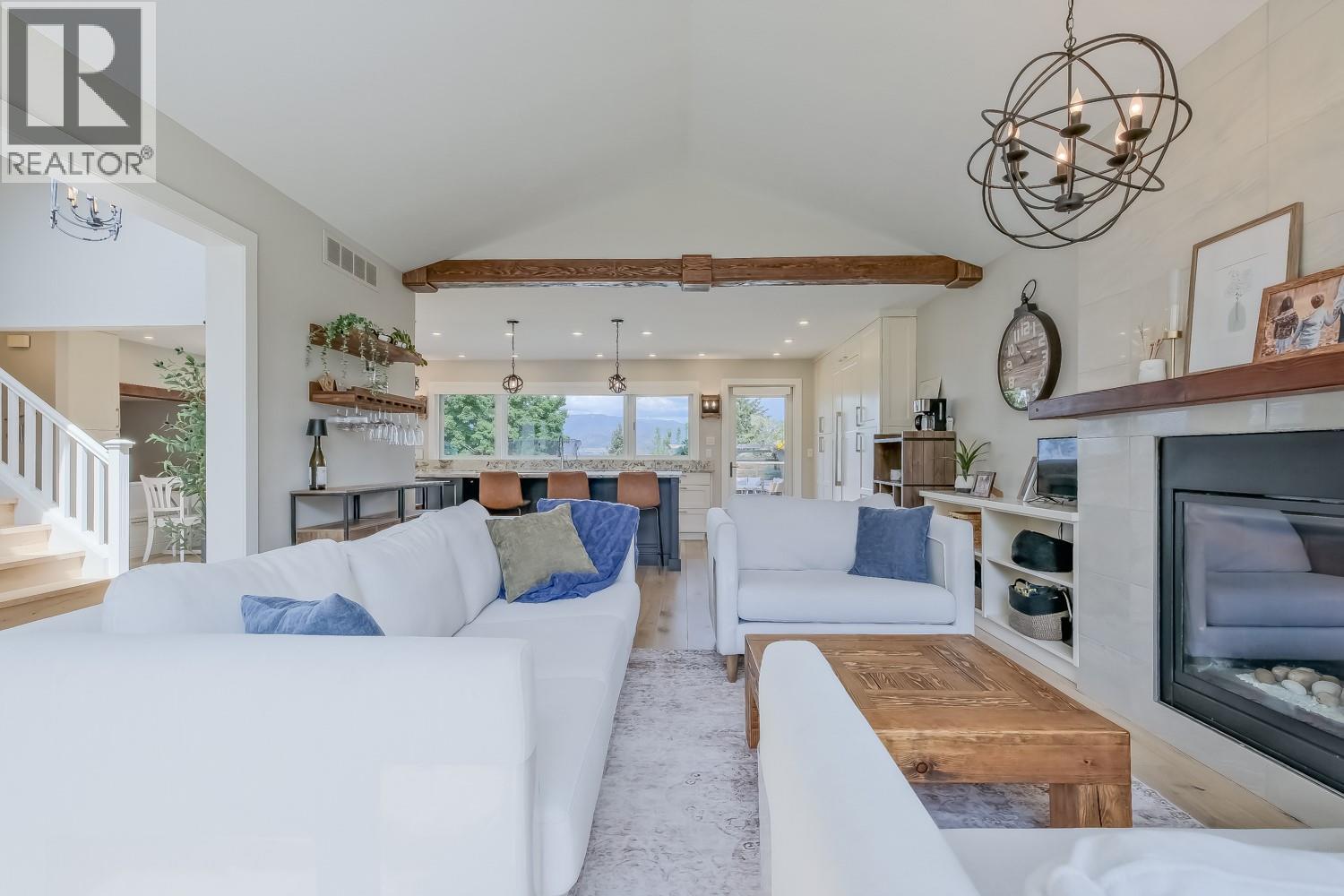  458 Curlew Drive, Kelowna