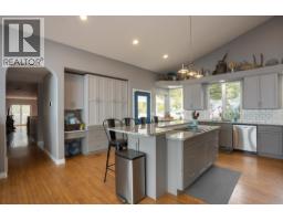 Utility room - 6720 Langley Court, Kelowna, BC V1P1A4 Photo 8