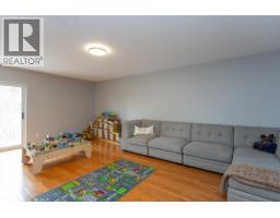 6720 Langley Court, Kelowna, BC V1P1A4 Photo 38