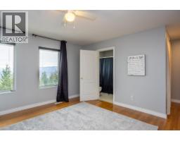 6720 Langley Court, Kelowna, BC V1P1A4 Photo 36