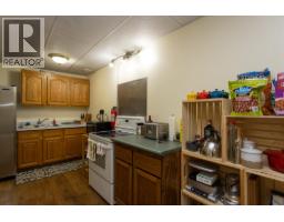 6720 Langley Court, Kelowna, BC V1P1A4 Photo 42