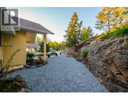 6720 Langley Court, Kelowna, BC V1P1A4 Photo 88