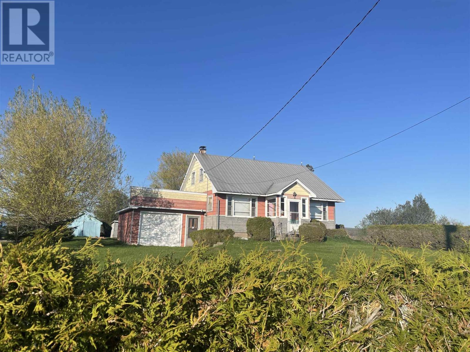 2280 Huron Line - 1