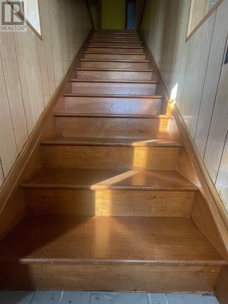 2280 Huron Line - 24