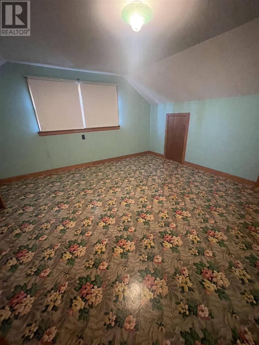 2280 Huron Line - 28