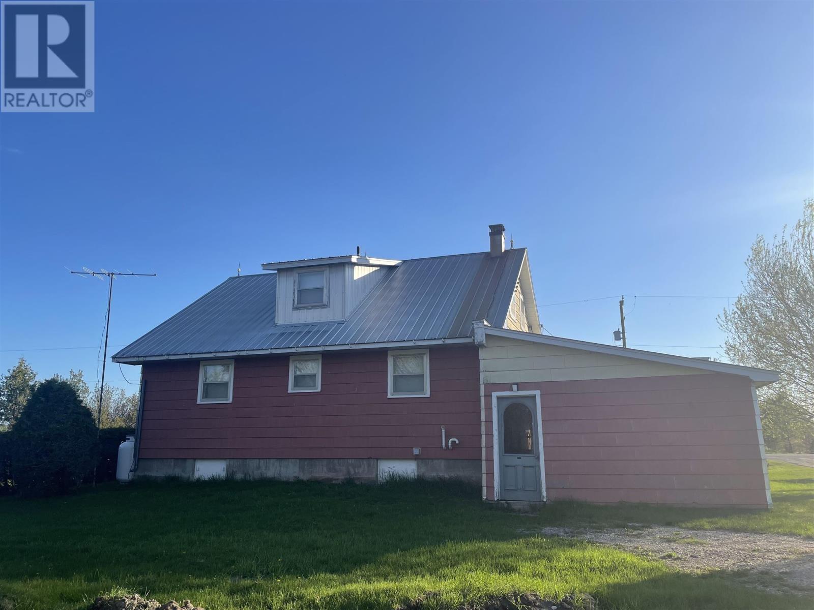 2280 Huron Line - 4