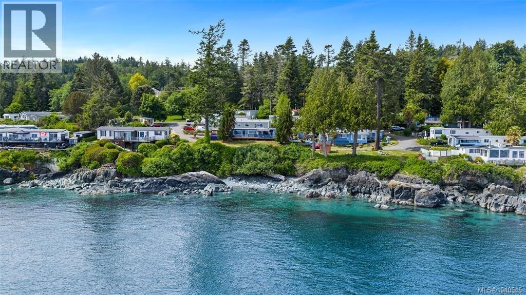 3 8177 West Coast Road, Sooke