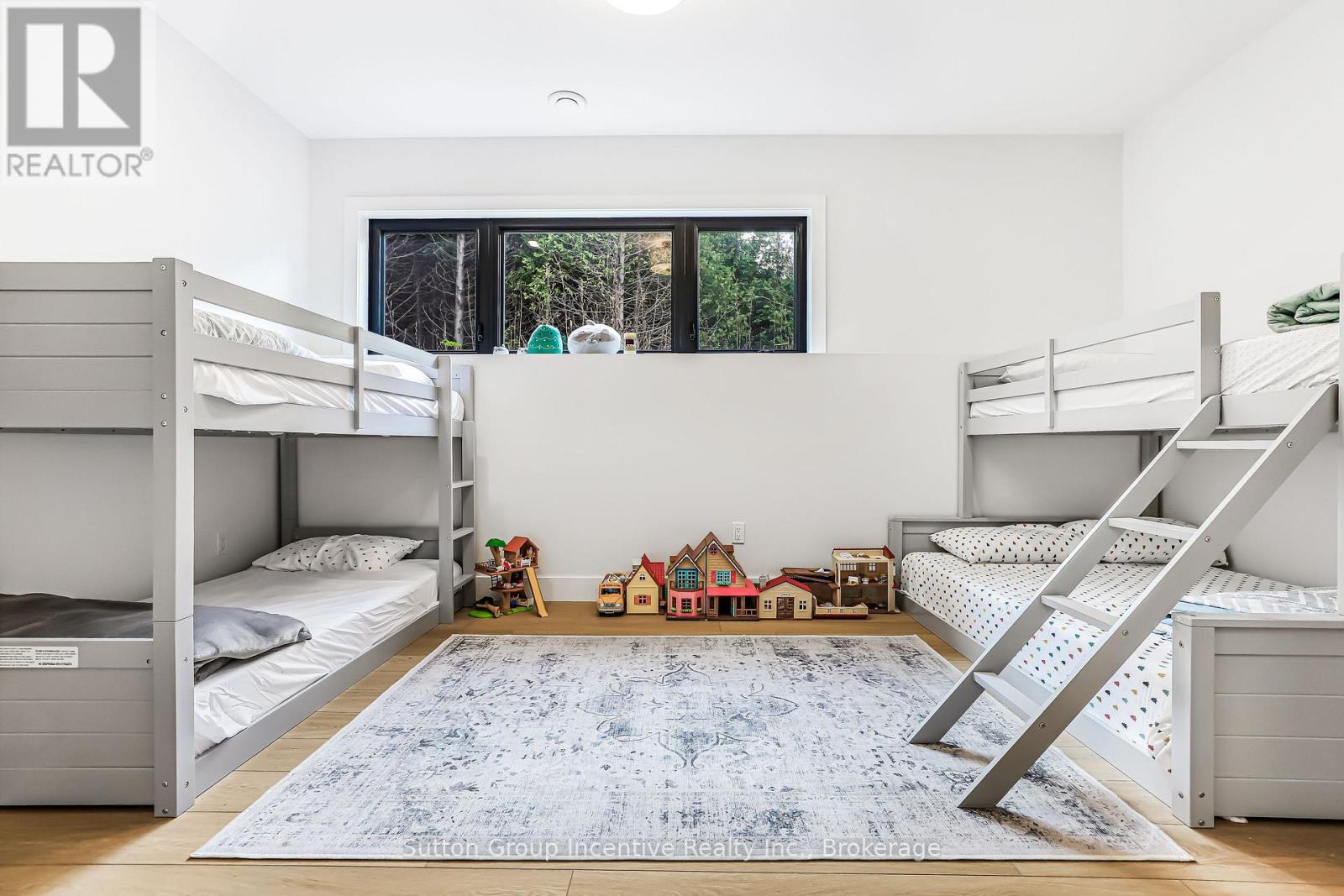 130 ST ARNAUD STREET - 42