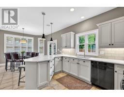 11 Harbour Court, Bluewater, ON N0M1G0 Photo 17