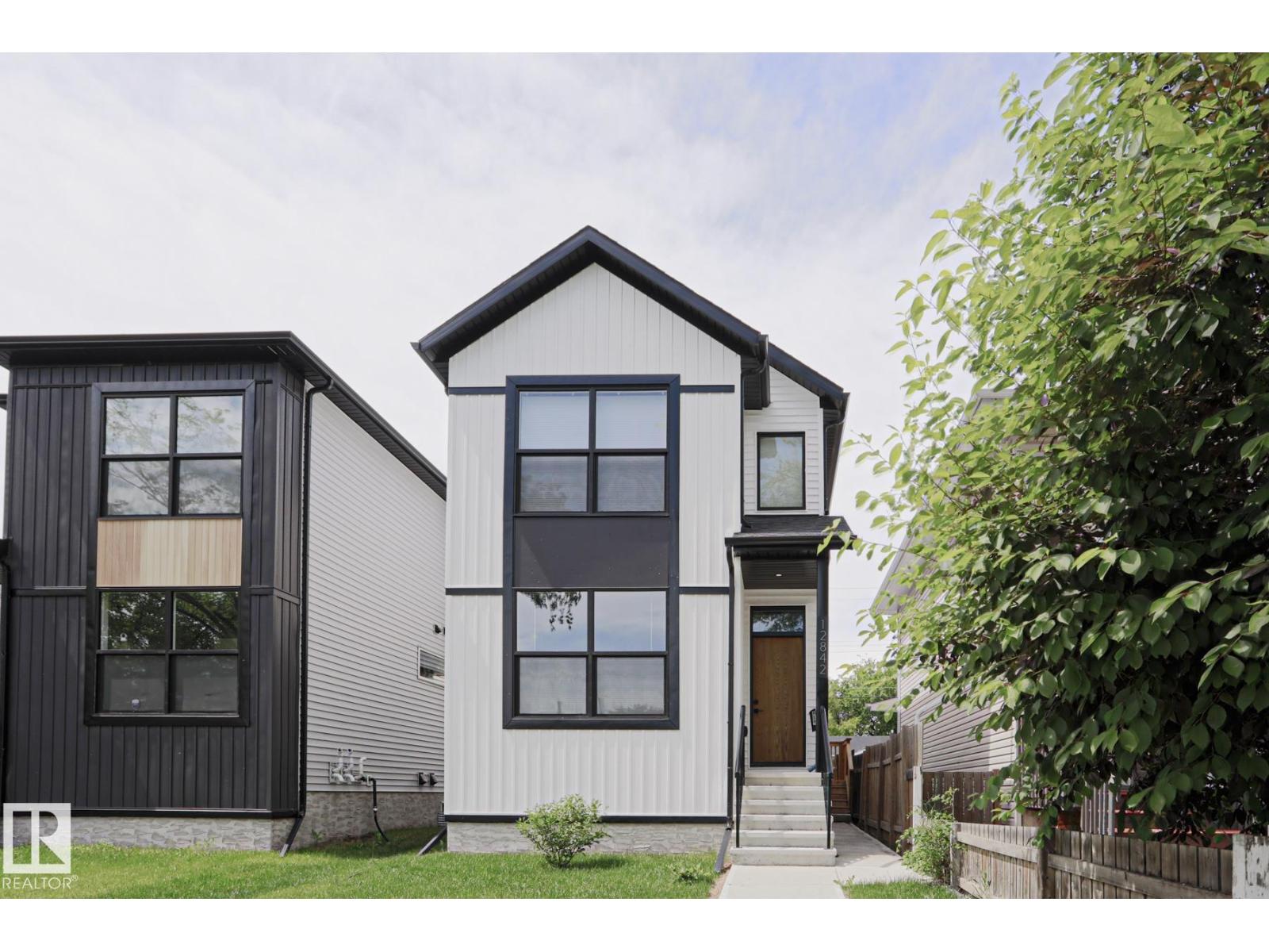 12842 121 ST NW - 1