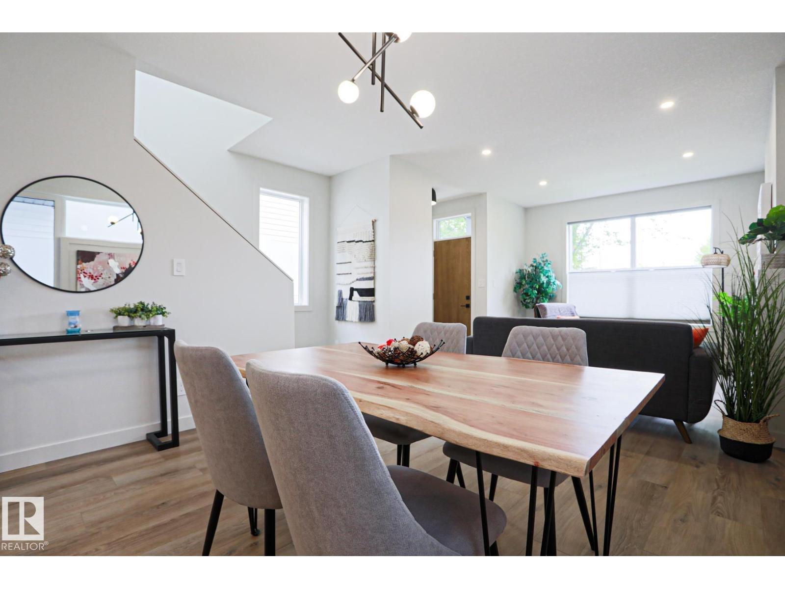 12842 121 ST NW - 14