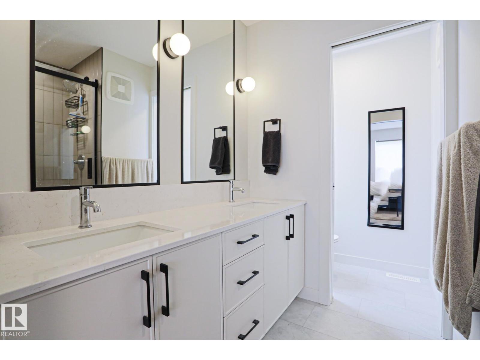 12842 121 ST NW - 21