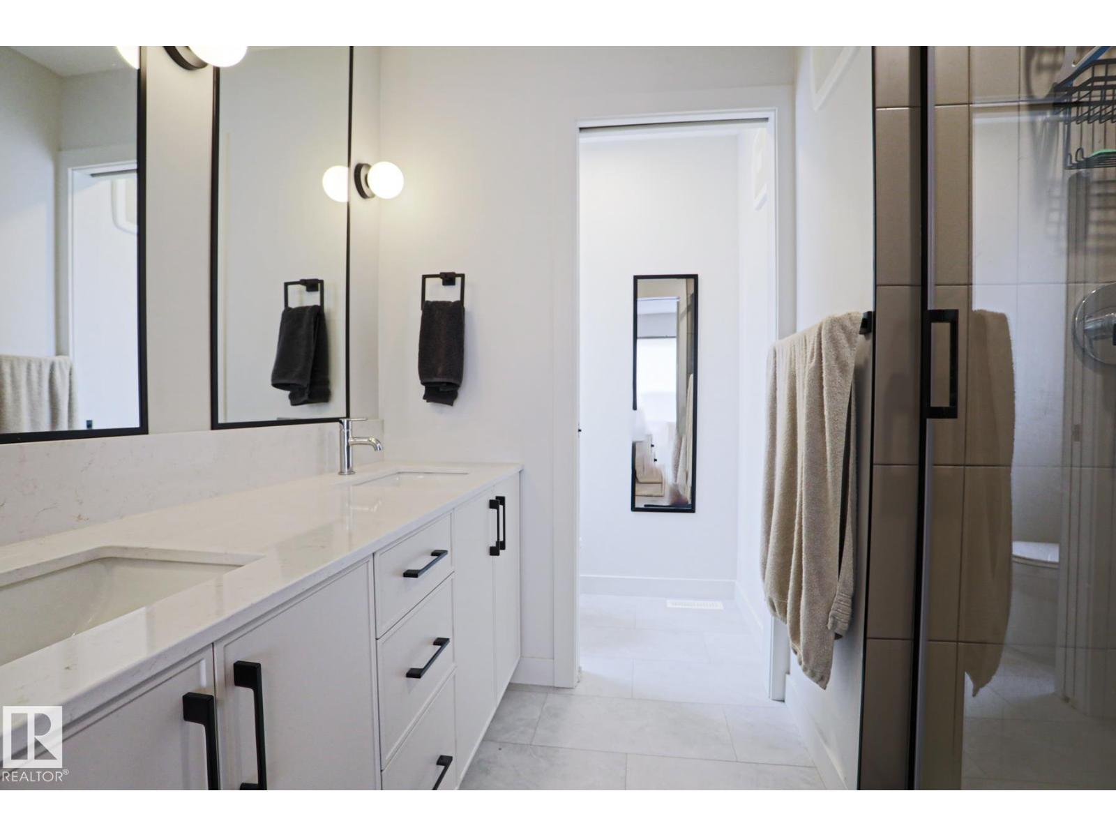 12842 121 ST NW - 22