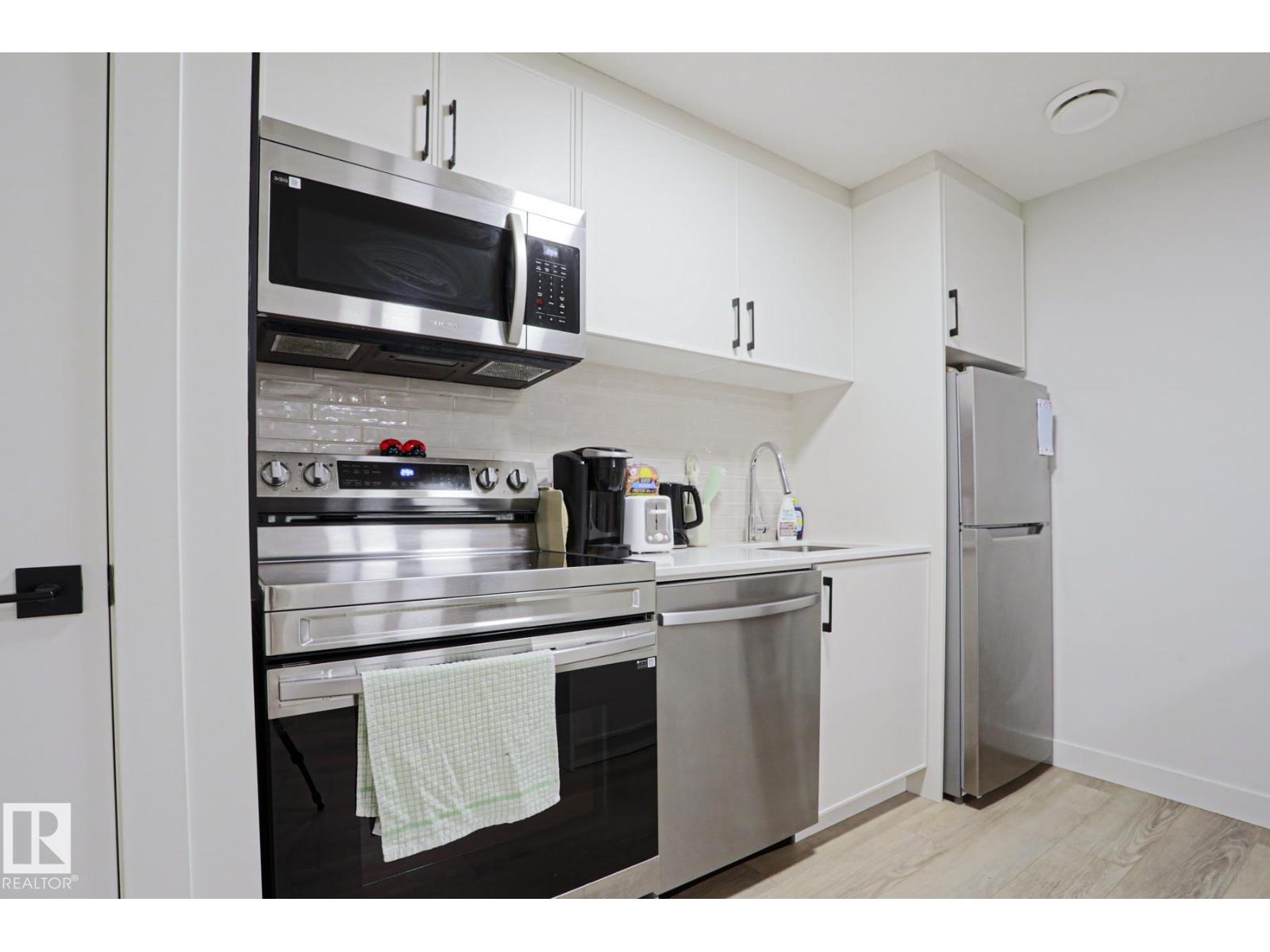 12842 121 ST NW - 34