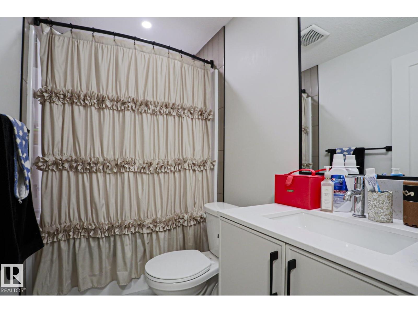 12842 121 ST NW - 44