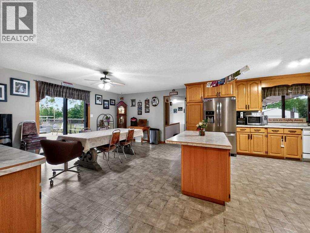 17035 Township Road 1092 - 4