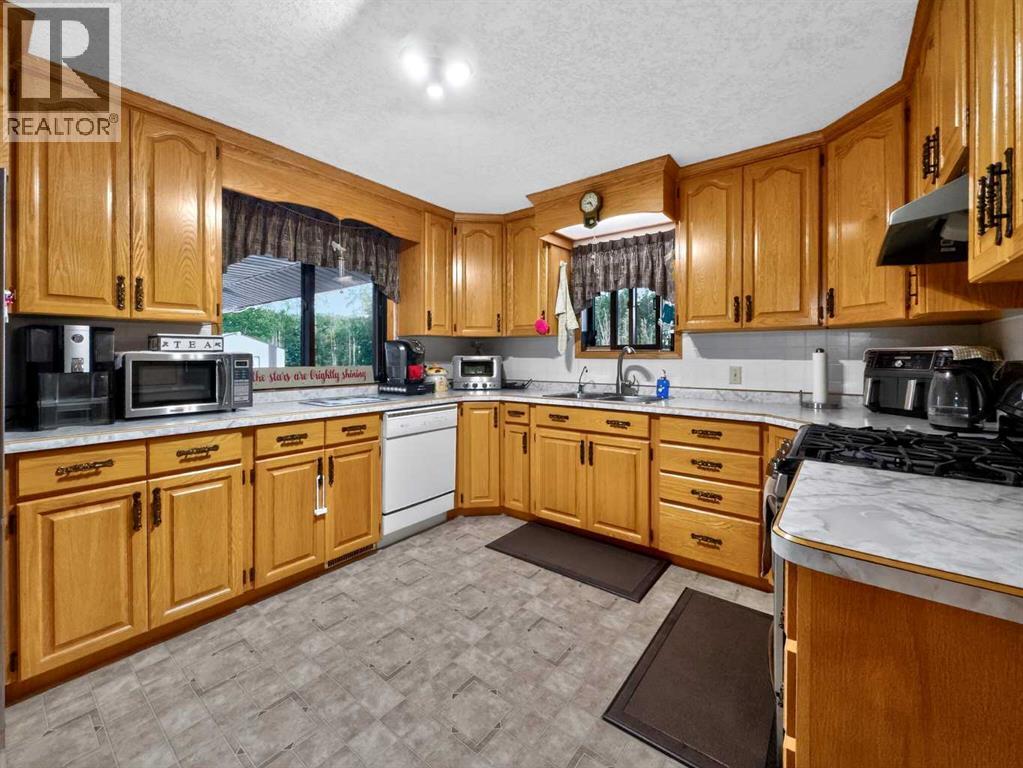 17035 Township Road 1092 - 6