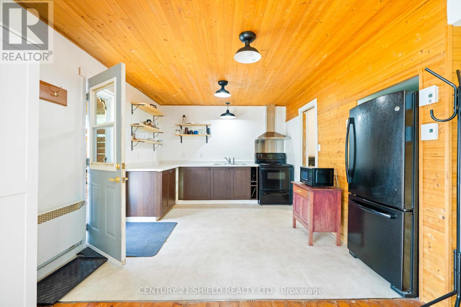 6235 MAPLE AVENUE - 15