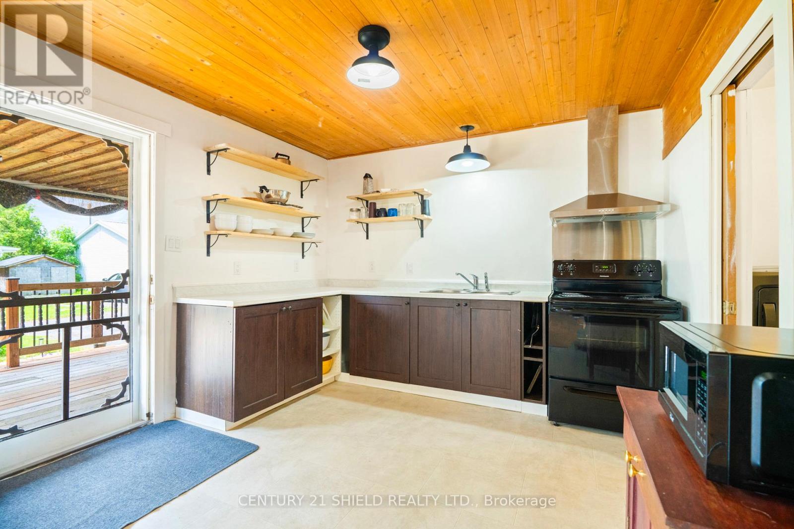 6235 MAPLE AVENUE - 16