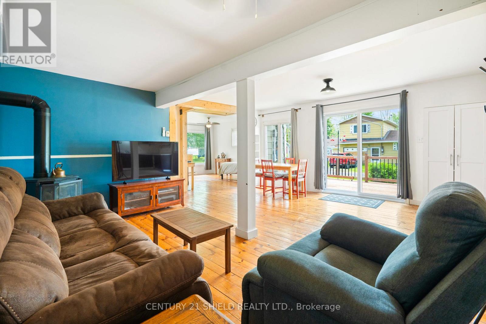 6235 MAPLE AVENUE - 22