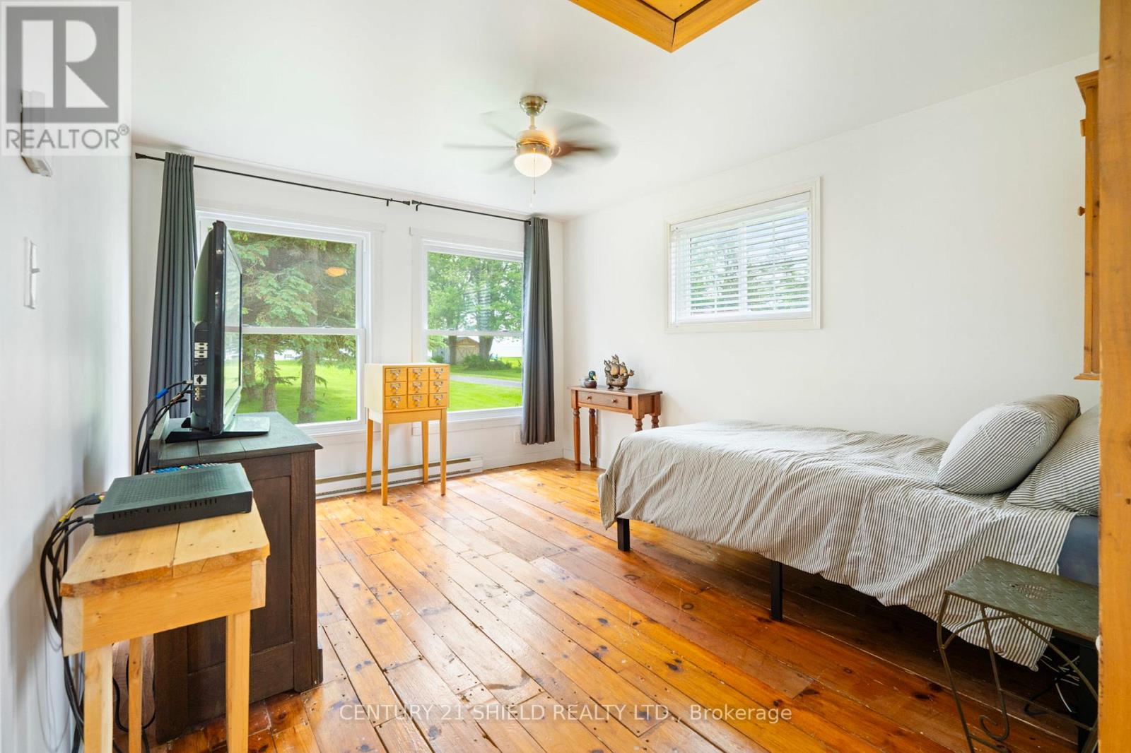 6235 MAPLE AVENUE - 25