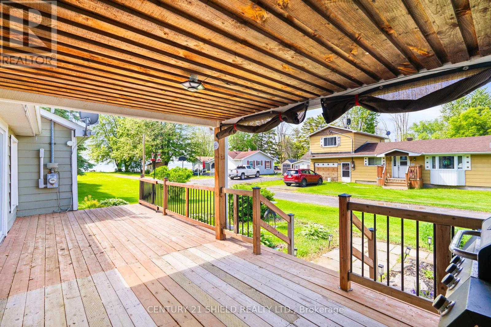 6235 MAPLE AVENUE - 5