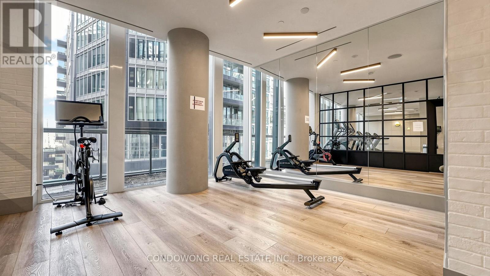 #616 60 SHUTER STREET - 28
