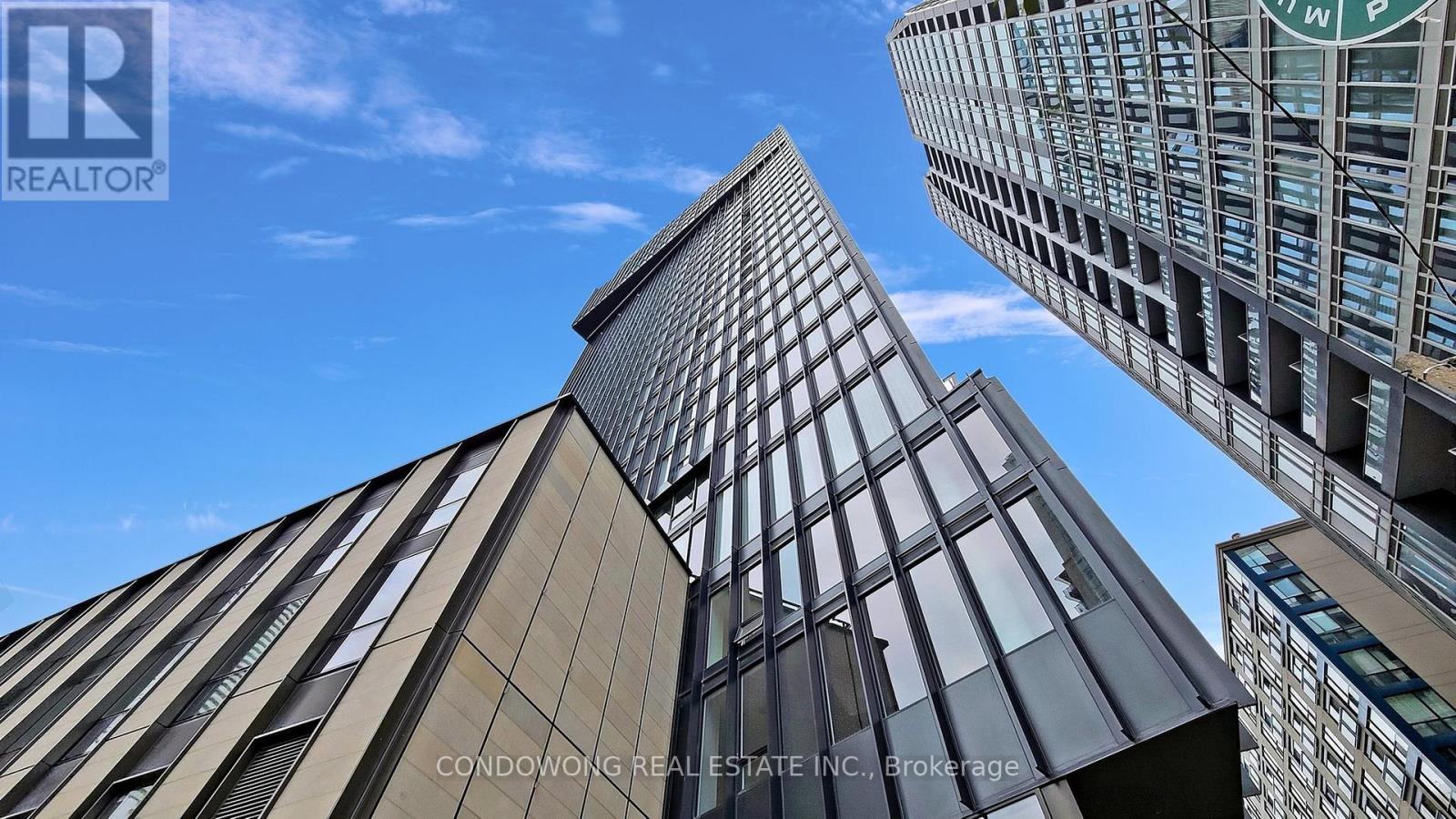 #616 60 SHUTER STREET - 34