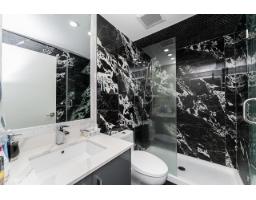 12850 115b Avenue, Surrey, BC V3R2R9 Photo 11