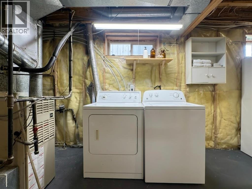 82 Harvard Crescent W - 29