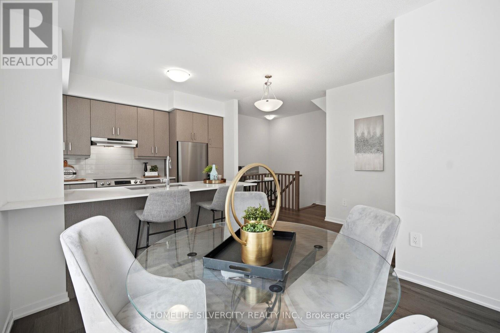 #13 11 HONEYCRISP CRESCENT - 10