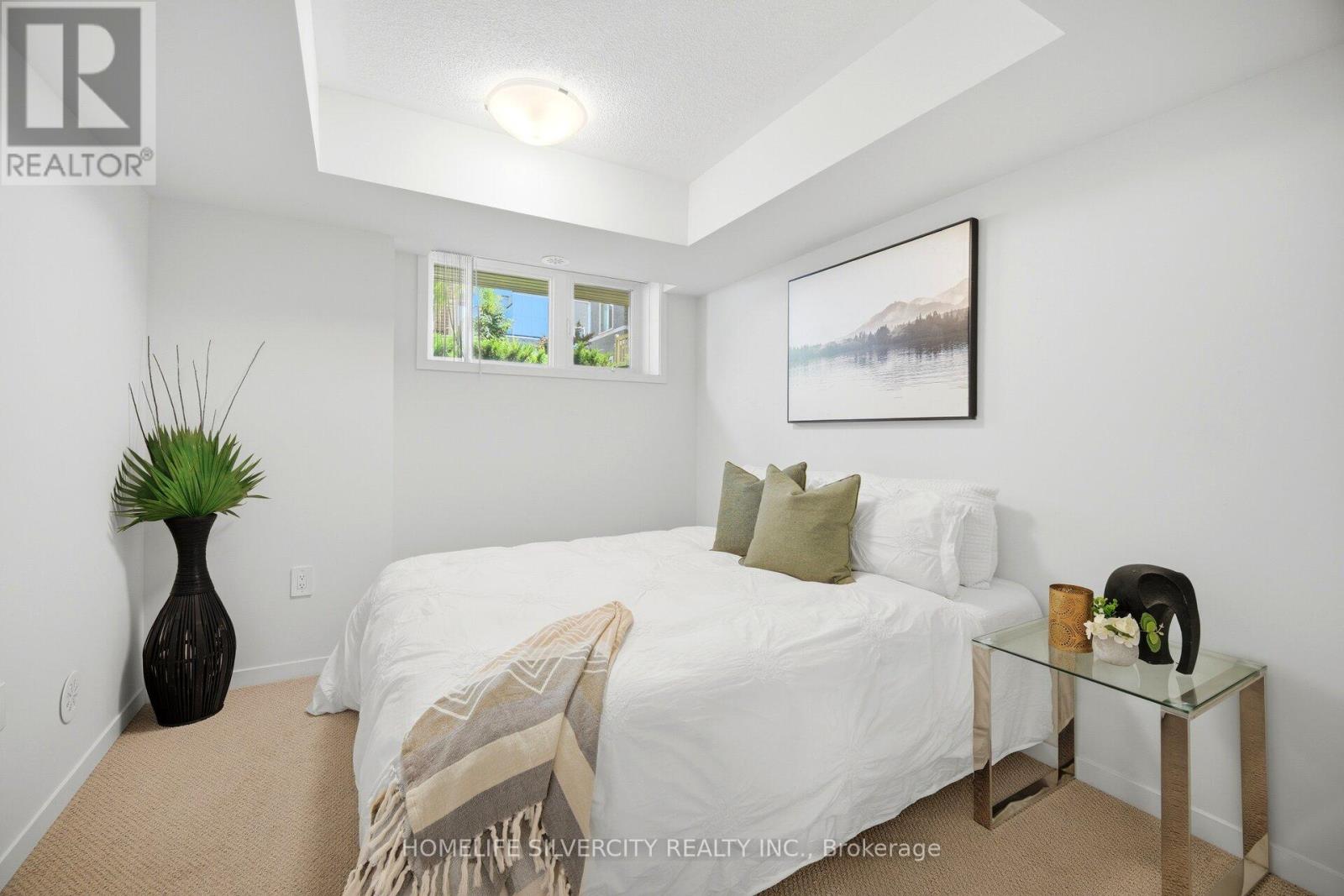 #13 11 HONEYCRISP CRESCENT - 20