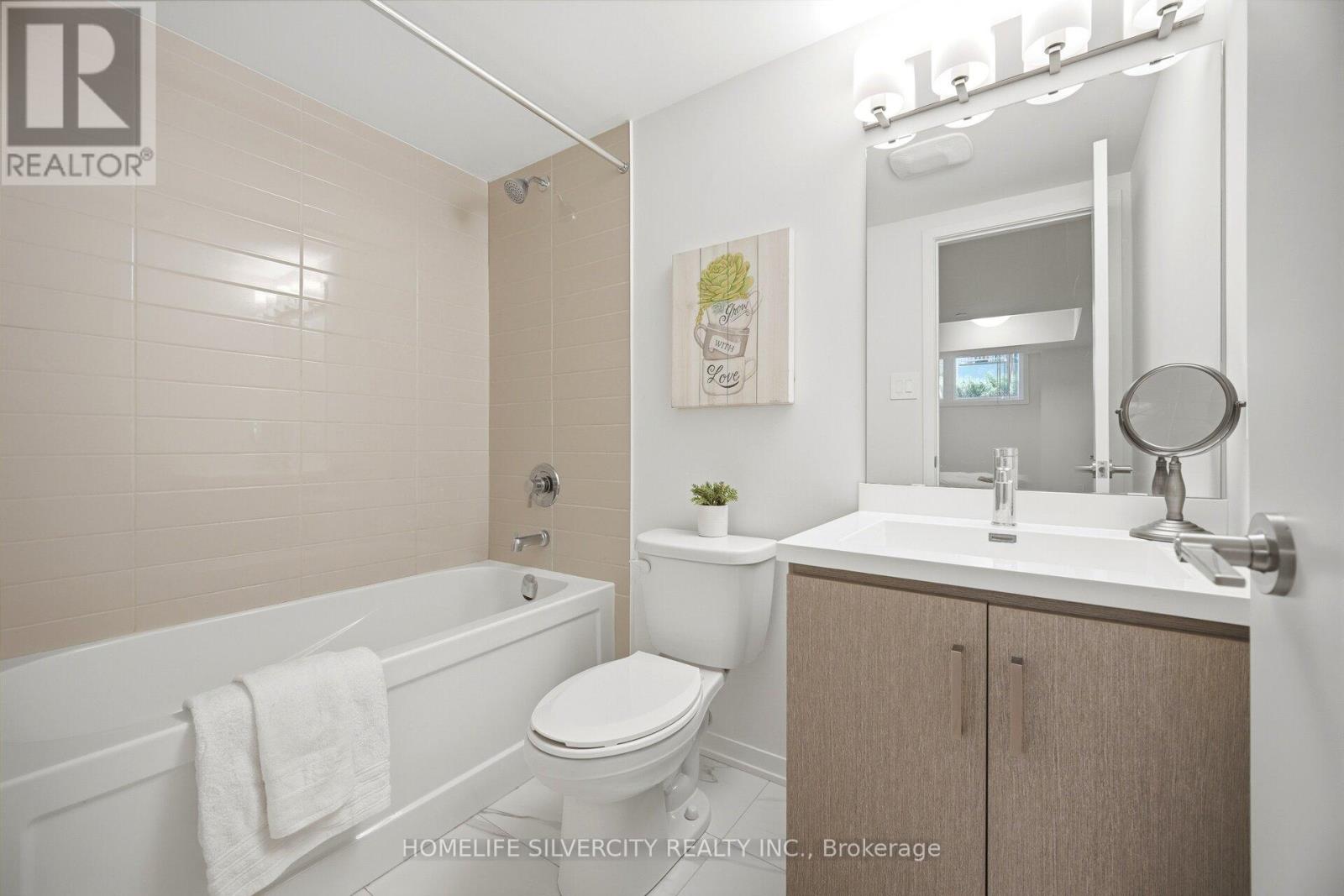 #13 11 HONEYCRISP CRESCENT - 24