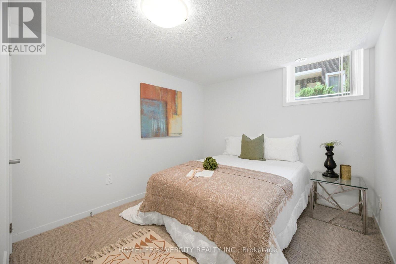 #13 11 HONEYCRISP CRESCENT - 25