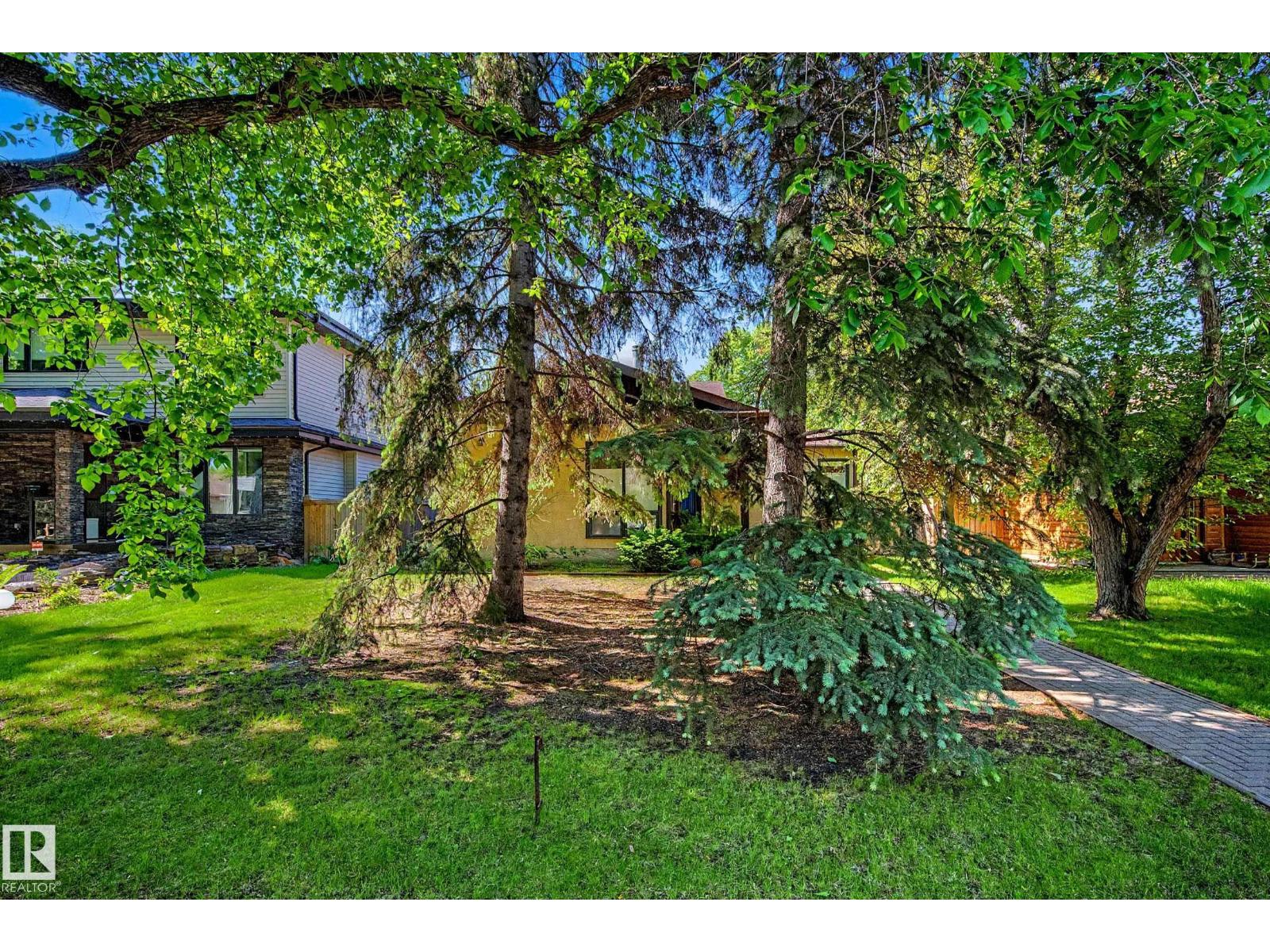 11627 76 AV NW — photo 63