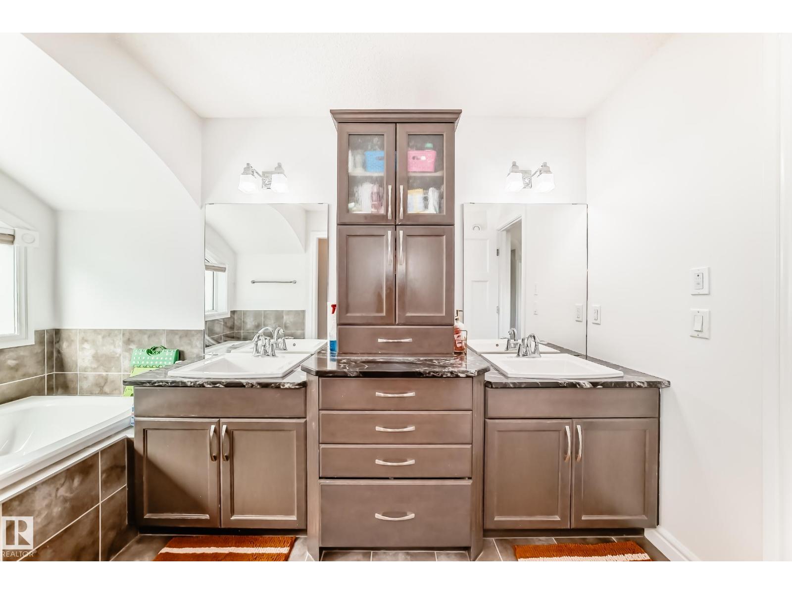 2812 12 ST NW - 31