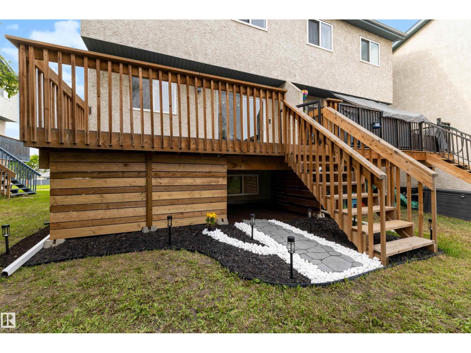 12611 47 ST NW — photo 26