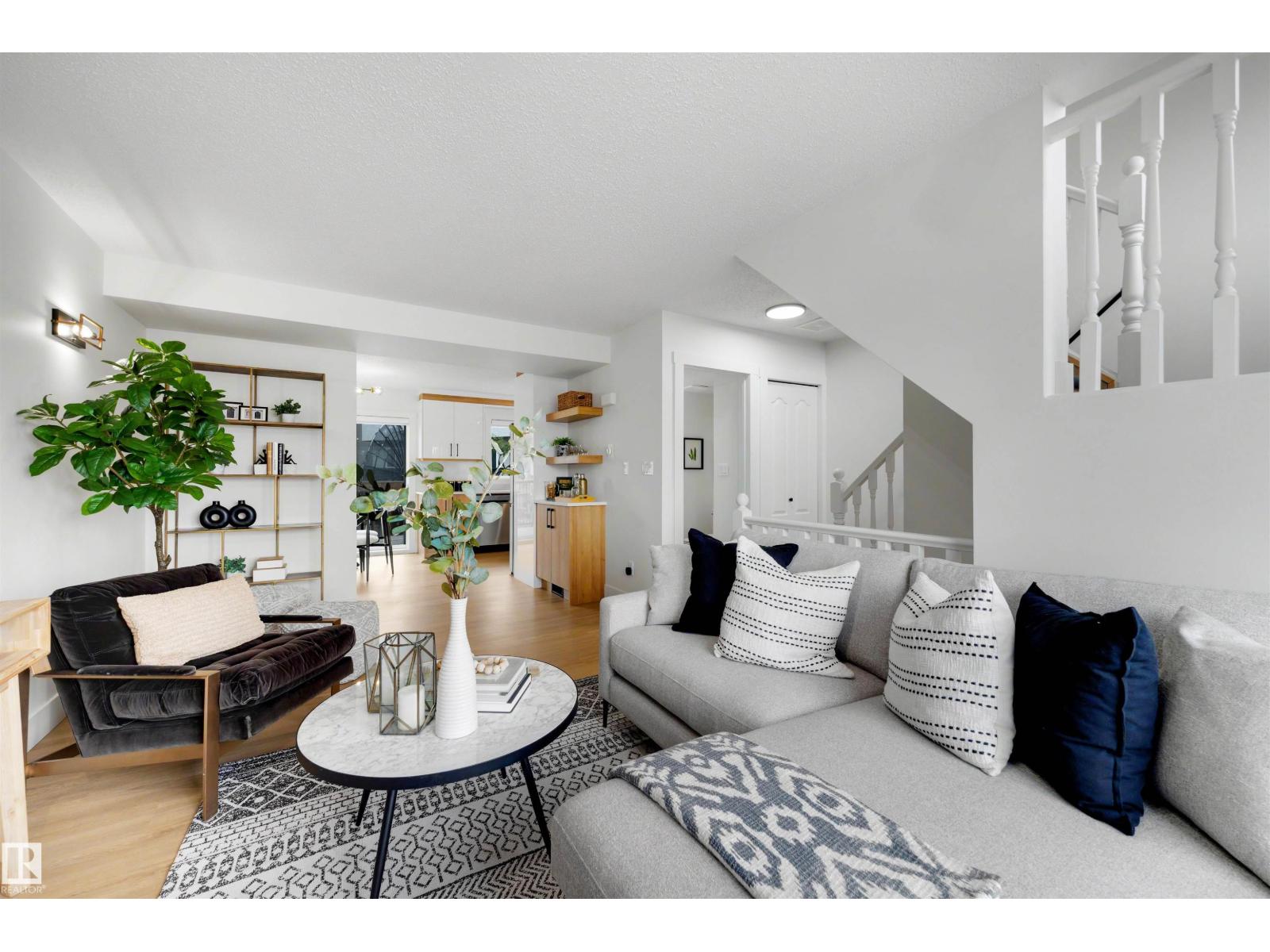 12611 47 ST NW - photo 3
