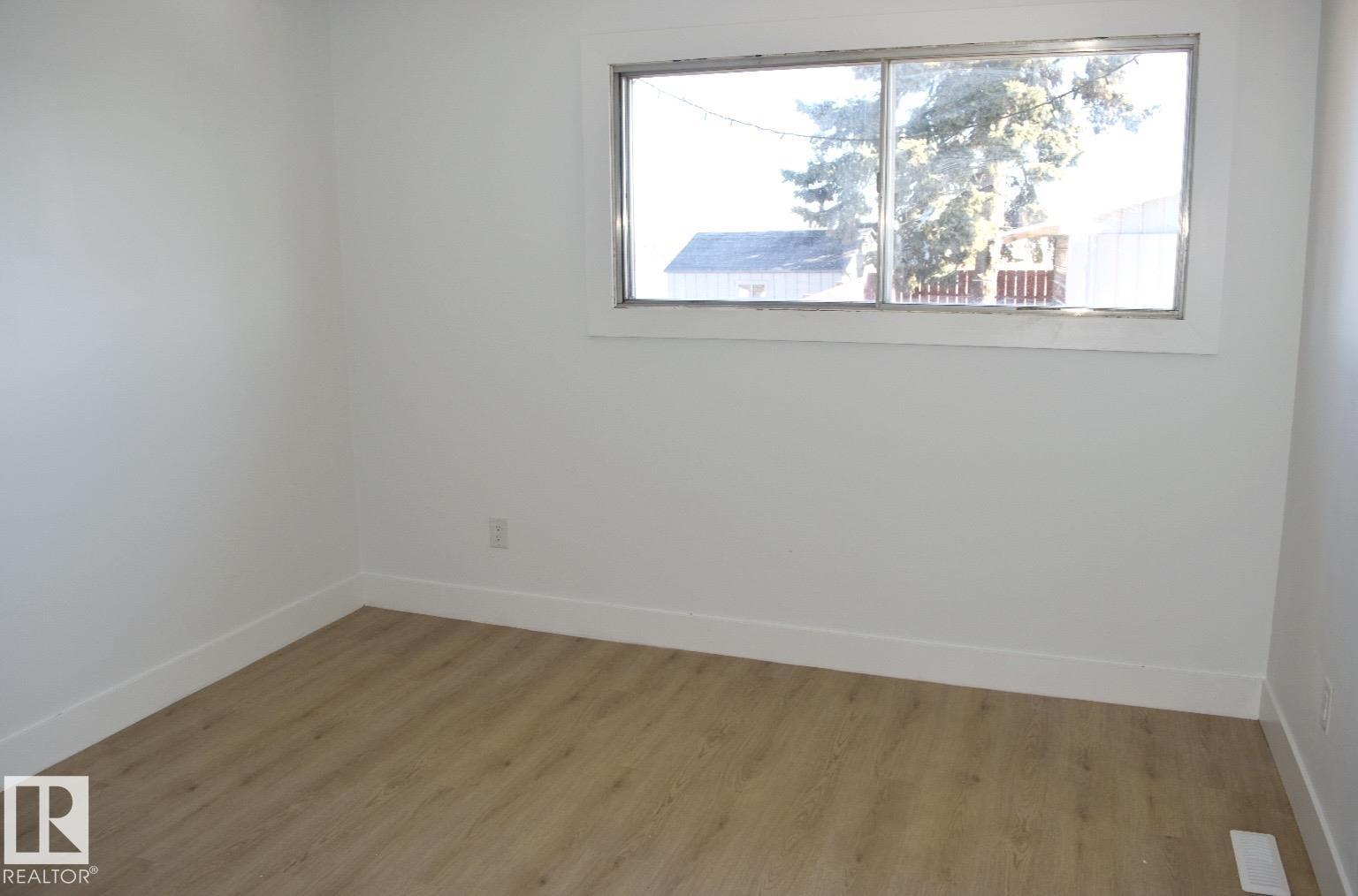 3601 53 Street - 7