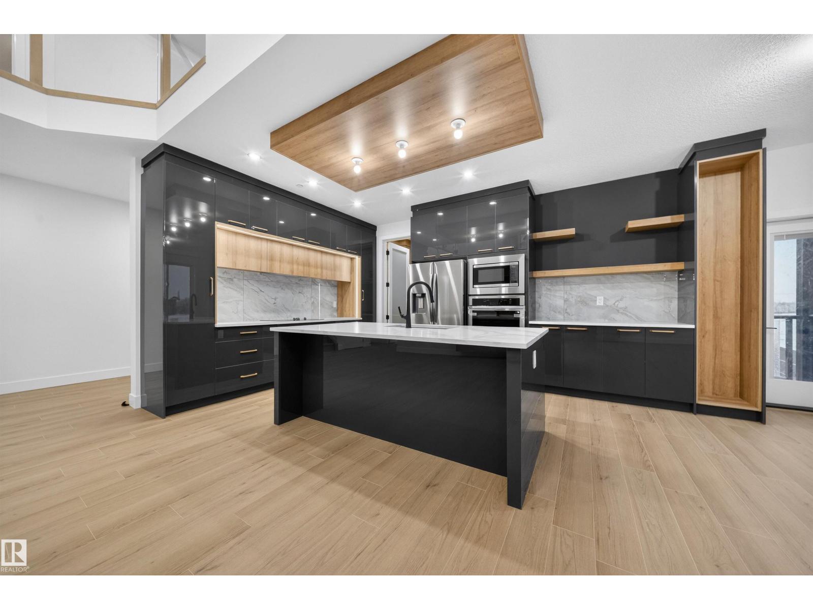 6390 17 ST NE - 13